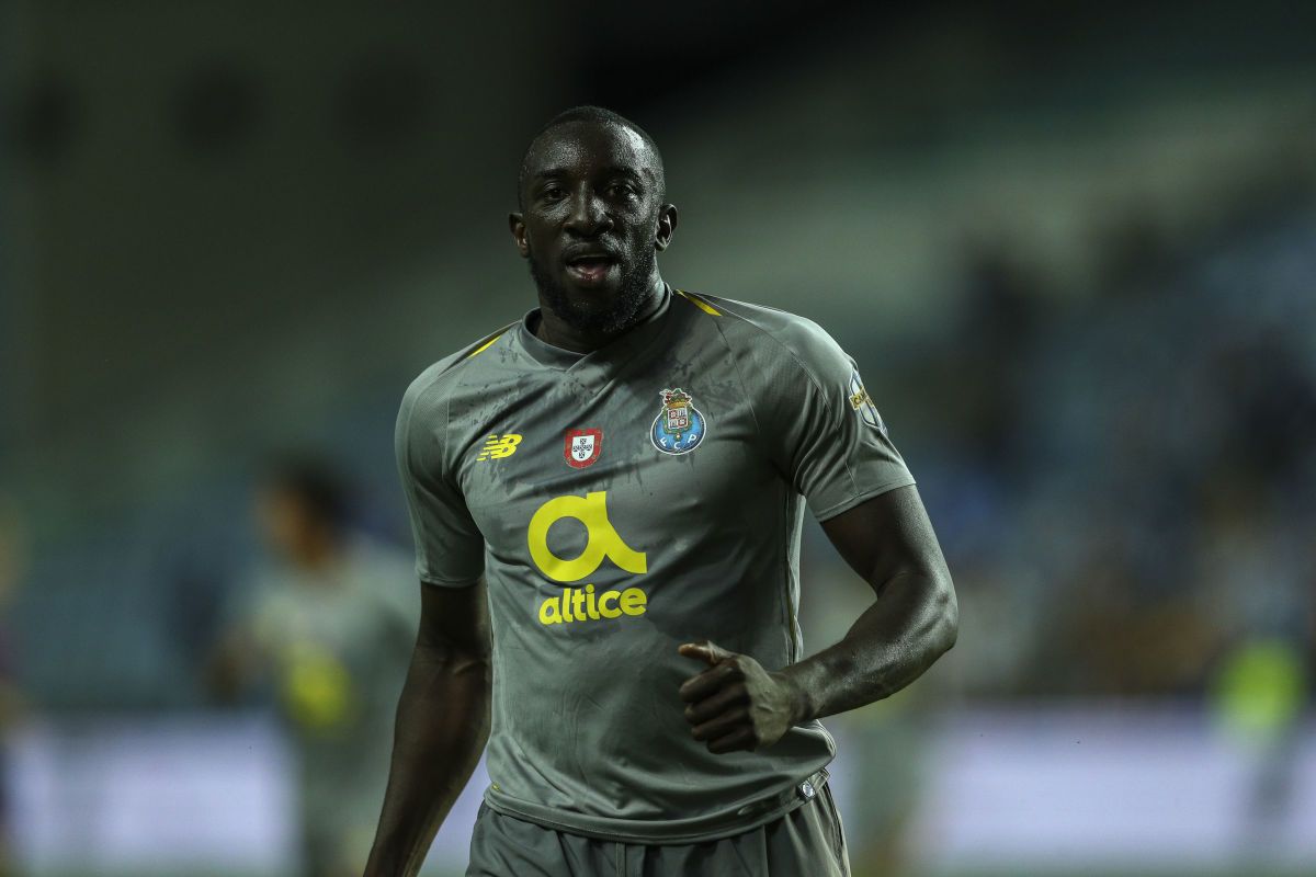 fc-porto-v-everton-algarve-cup-5b5dd1bf3467aceef6000007.jpg