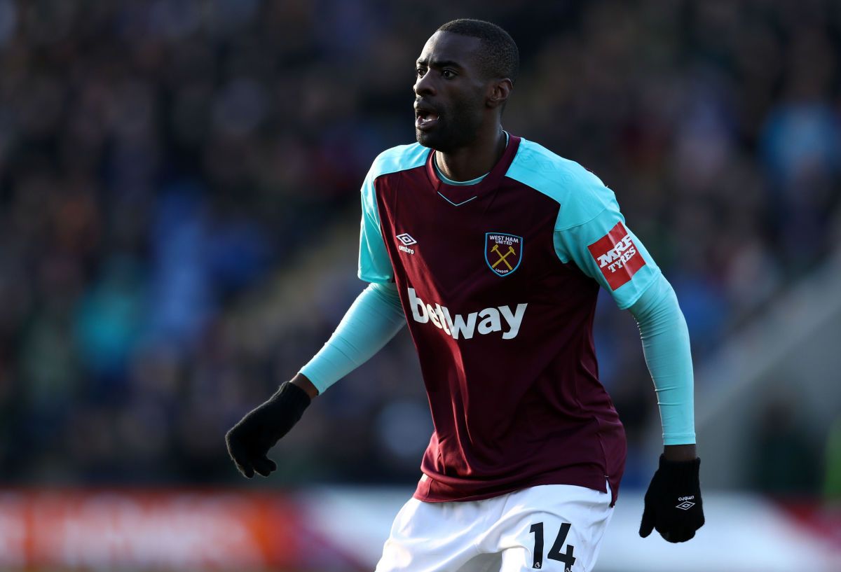 shrewsbury-town-v-west-ham-united-the-emirates-fa-cup-third-round-5b5dd213f7b09dc2d5000001.jpg