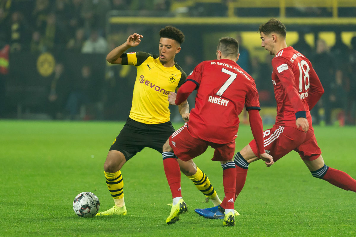 borussia-dortmund-v-fc-bayern-muenchen-bundesliga-5bf5884191215dc28c000006.jpg