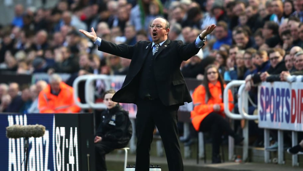 'The Worst Footballer in History' Newcastle Fans Tear Into Defender