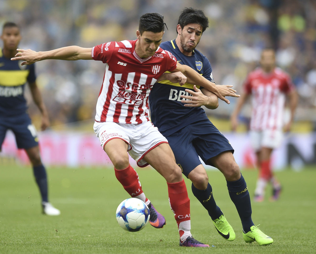 boca-juniors-v-union-torneo-primera-division-2016-2017-5ae9183ef7b09dd86c000001.jpg