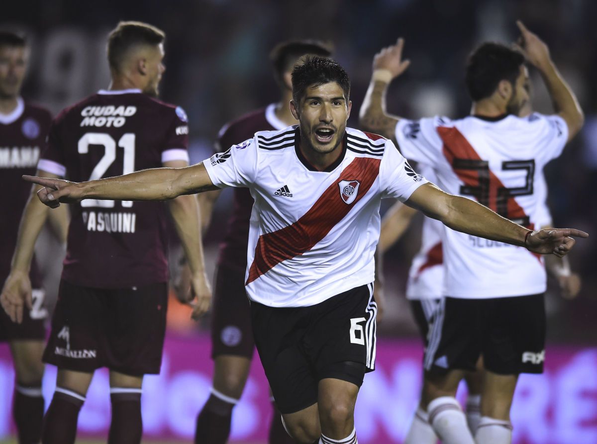 lanus-v-river-plate-superliga-2018-19-5baf03c914db2f350f00000c.jpg
