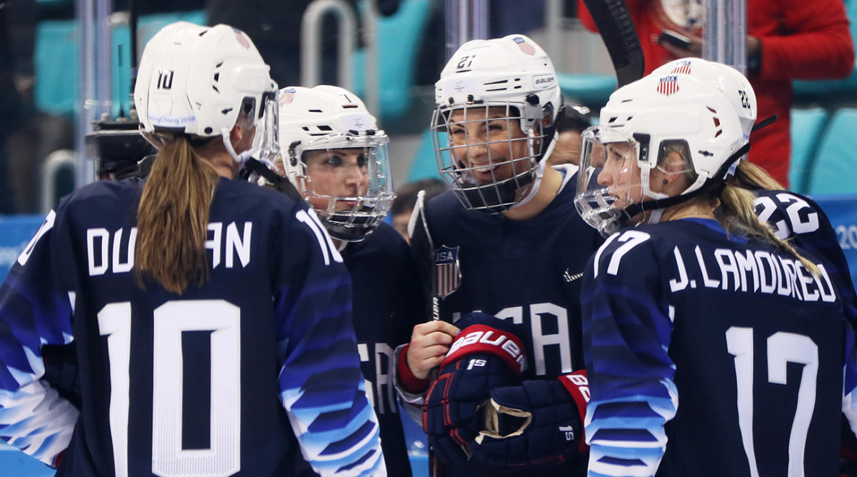 U.S. Women's Hockey Team 'Fearless' for Gold Medal Game Sports