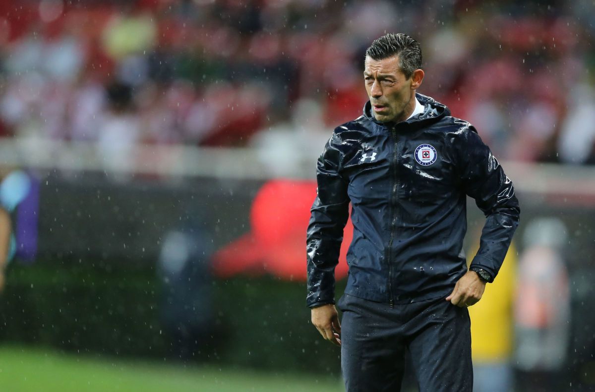 chivas-v-cruz-azul-torneo-apertura-2018-liga-mx-5b5dd74c3467ac9dc000000b.jpg