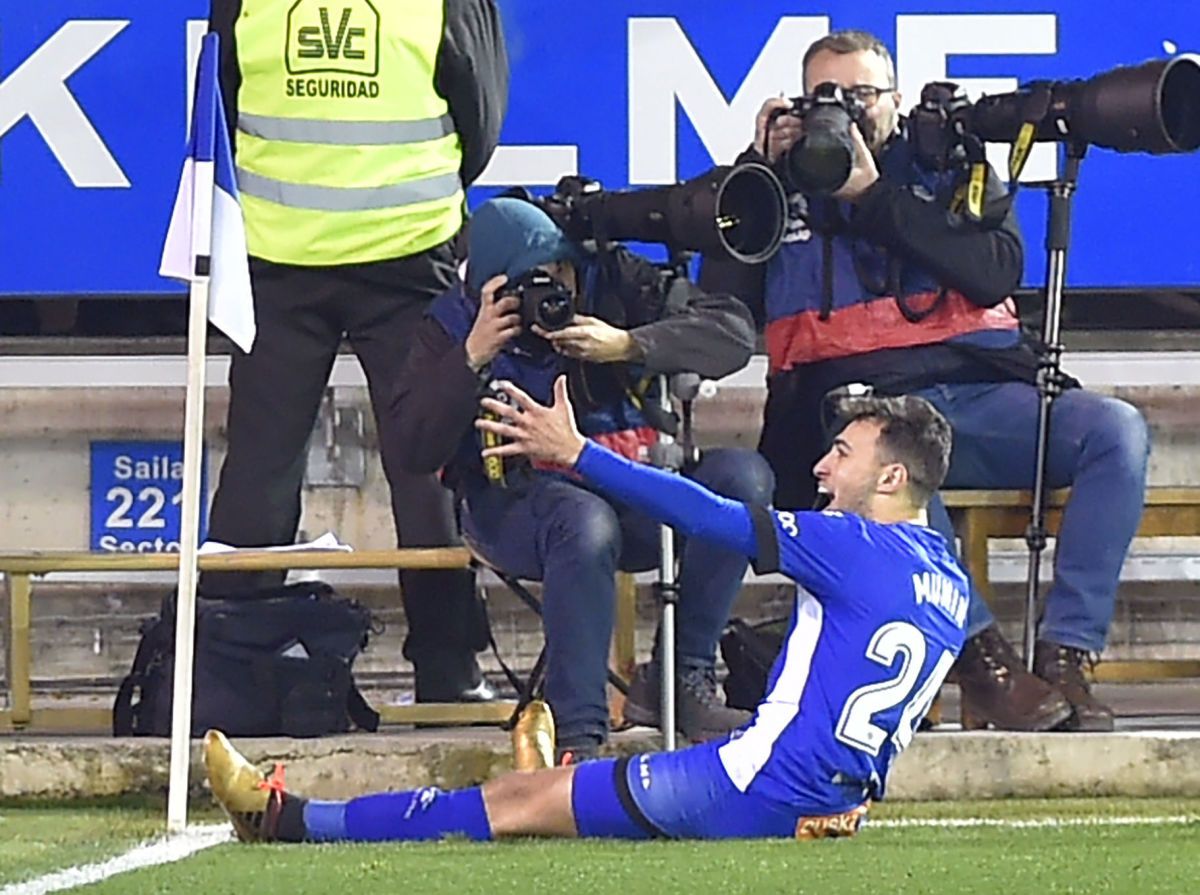 fbl-esp-cup-alaves-valencia-5b0fb18df7b09d158e000024.jpg