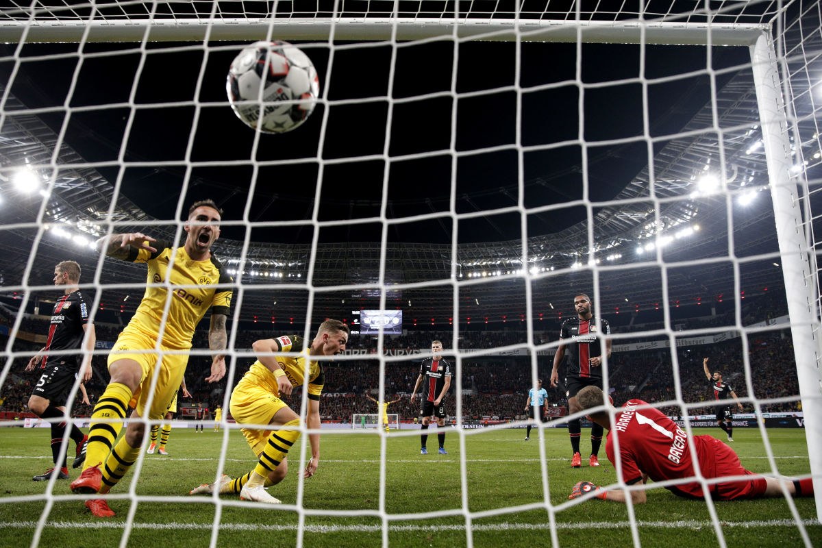 bayer-04-leverkusen-v-borussia-dortmund-bundesliga-5bafd109f4f2122195000016.jpg