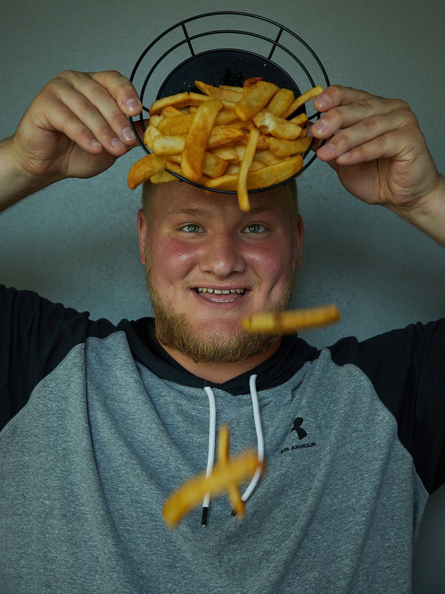tyler-biadasz-c-wisconsin.jpg
