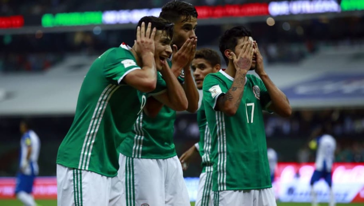 mexico-v-honduras-fifa-2018-world-cup-qualifiers-5afae82ff7b09d6ba1000001.jpg