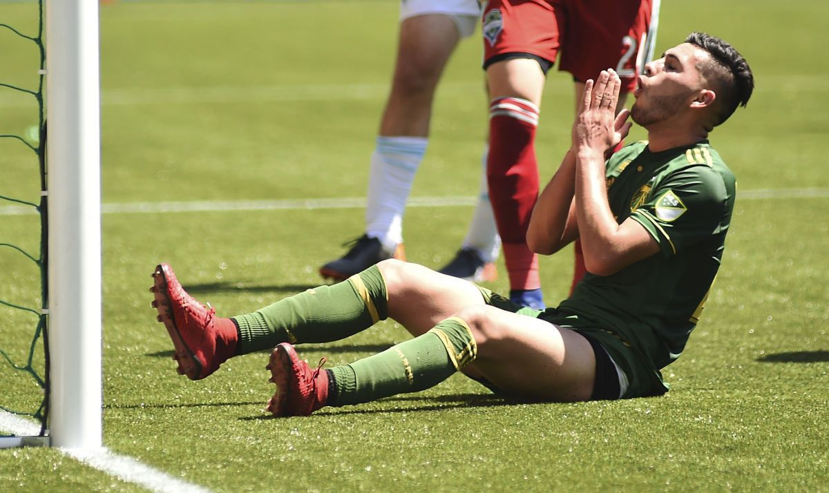 seattle-sounders-fc-v-portland-timbers-5c239e344f4265544a000001.jpg