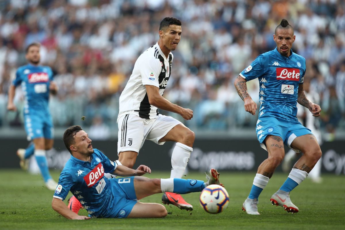 fbl-ita-seriea-juventus-napoli-5bb010ba14db2f70da000001.jpg