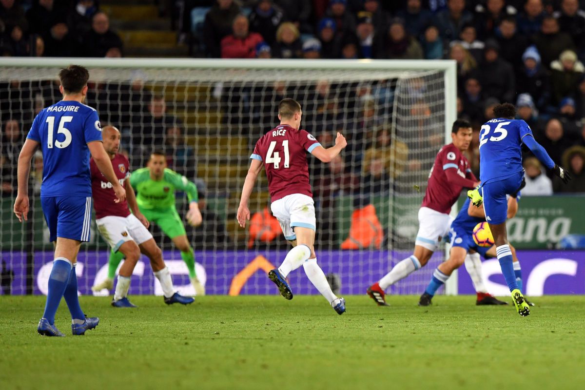 leicester-city-v-west-ham-united-premier-league-5bd4c52023006a5a48000002.jpg