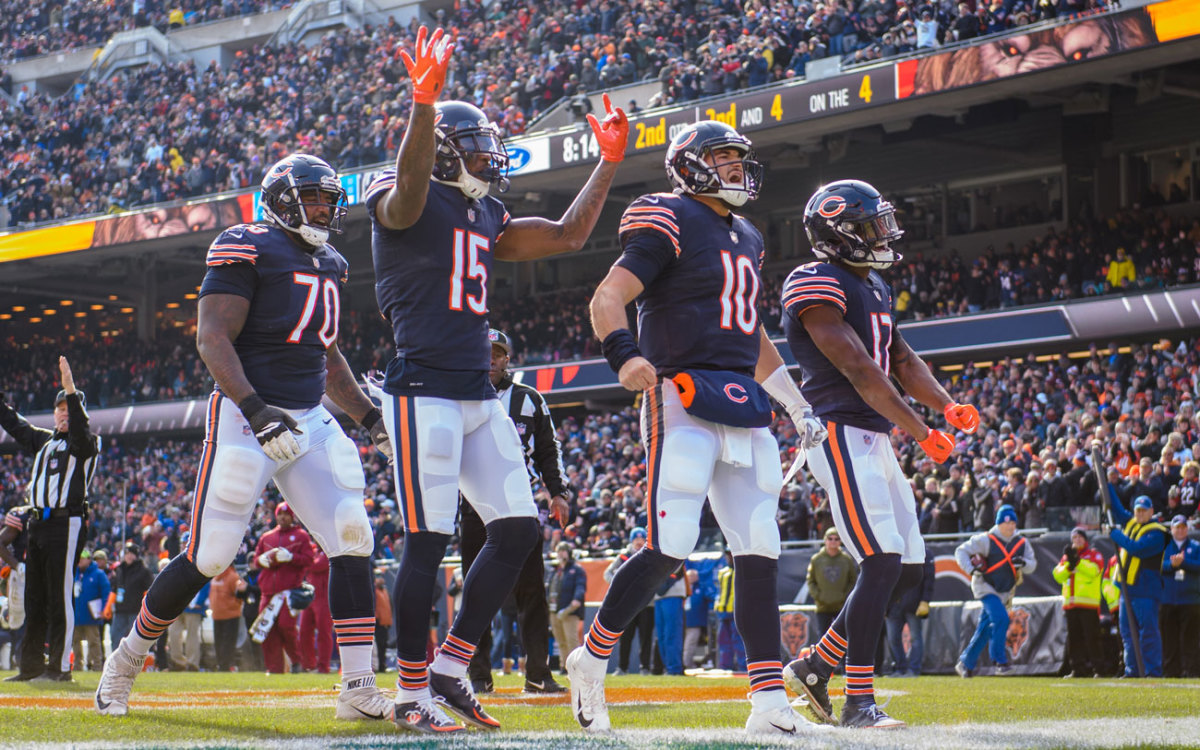 mmqb-10-bears-celebrate.jpg