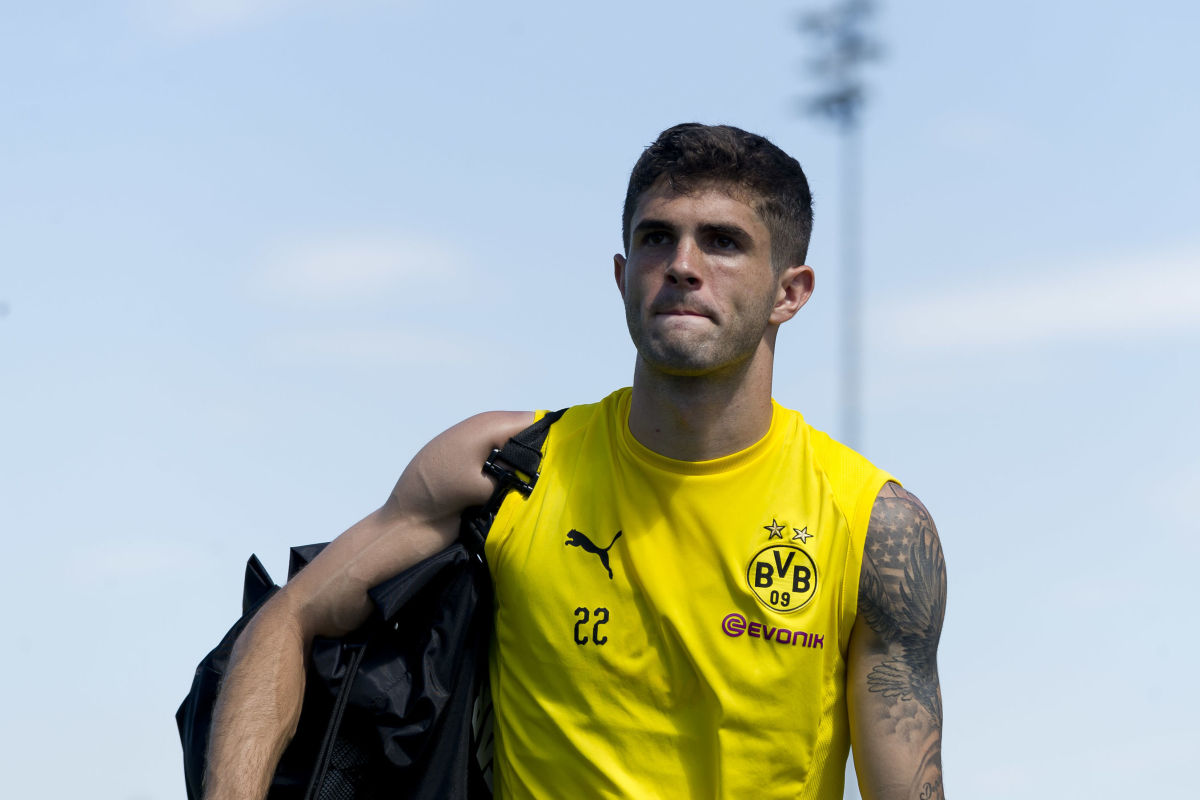 borussia-dortmund-training-session-5b6c43634e17c805b3000003.jpg