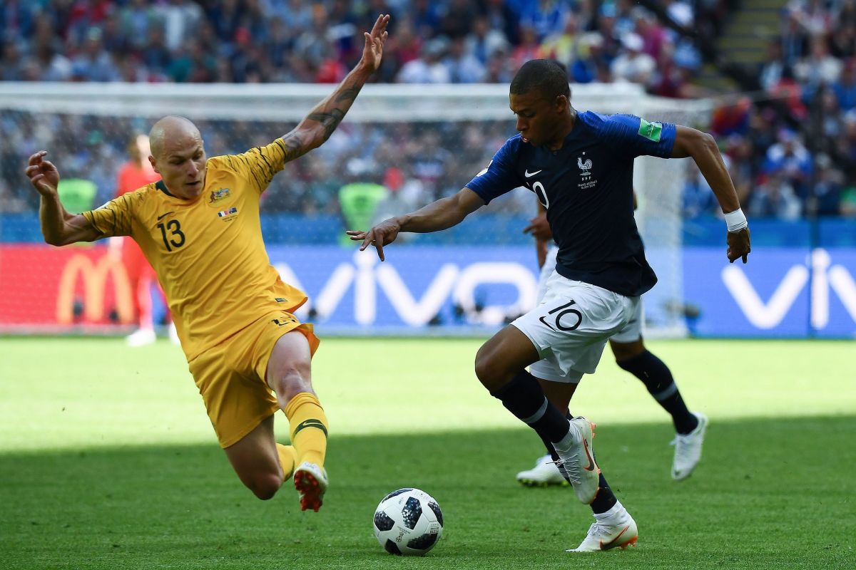 fbl-wc-2018-match5-fra-aus-5b264a8ff7b09d2c6b000004.jpg