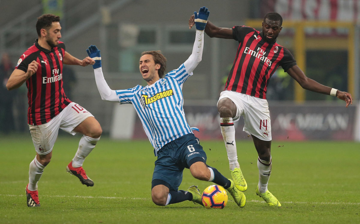 ac-milan-v-spal-serie-a-5c28a625e43713305b00001f.jpg