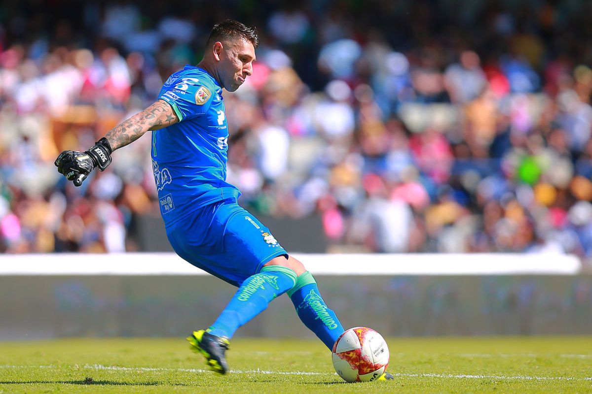 pumas-unam-v-santos-laguna-torneo-apertura-2018-liga-mx-5bff75569ed25a05d200000a.jpg