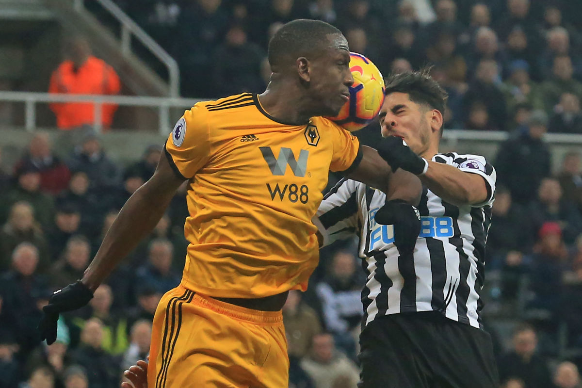 fbl-eng-pr-newcastle-wolves-5c0ea9740f901b02da000010.jpg