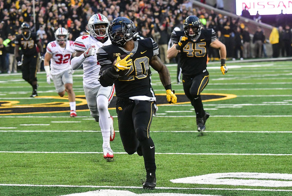 10IowaOhioState_R.jpg