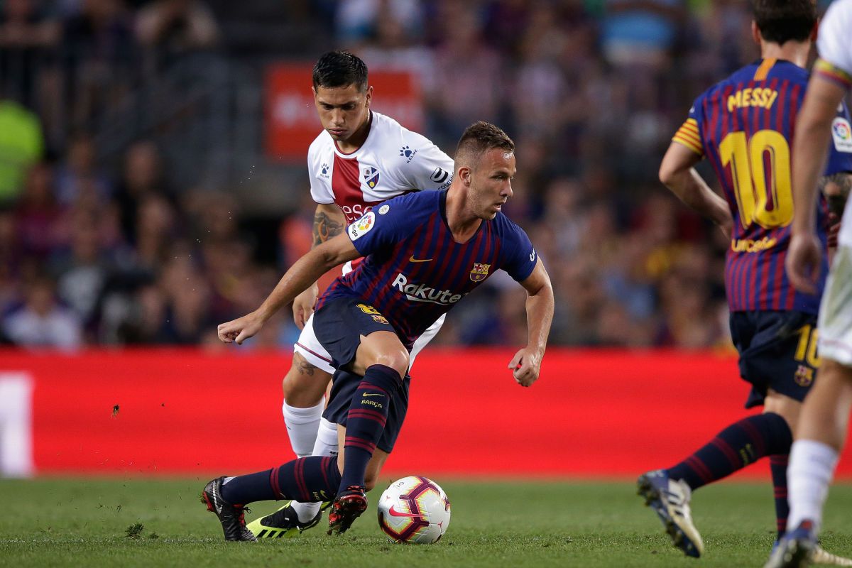 fc-barcelona-v-sd-huesca-la-liga-santander-5b8ea0ff5bbffa172d000019.jpg
