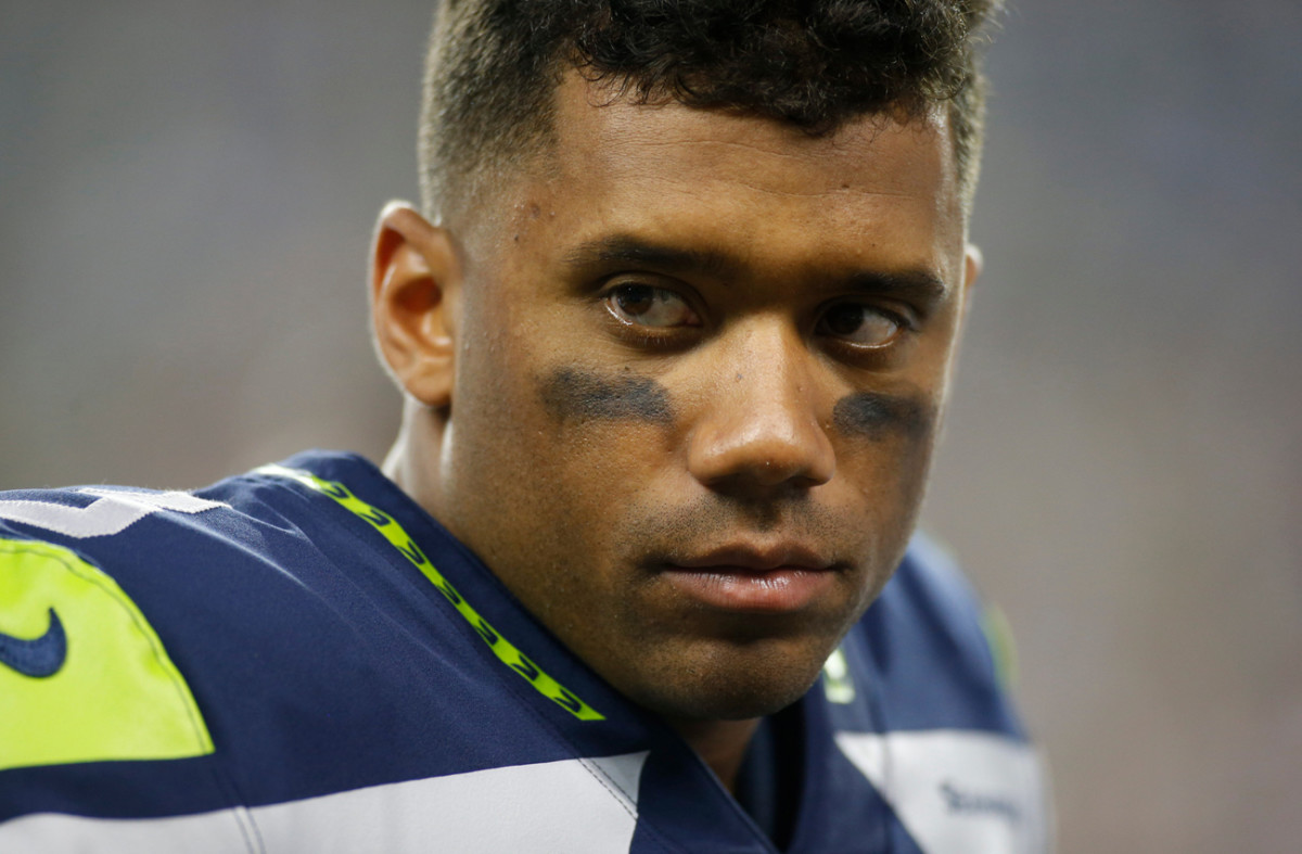 seahawks-russell-wilson-jonathan-ferrey-si.jpg