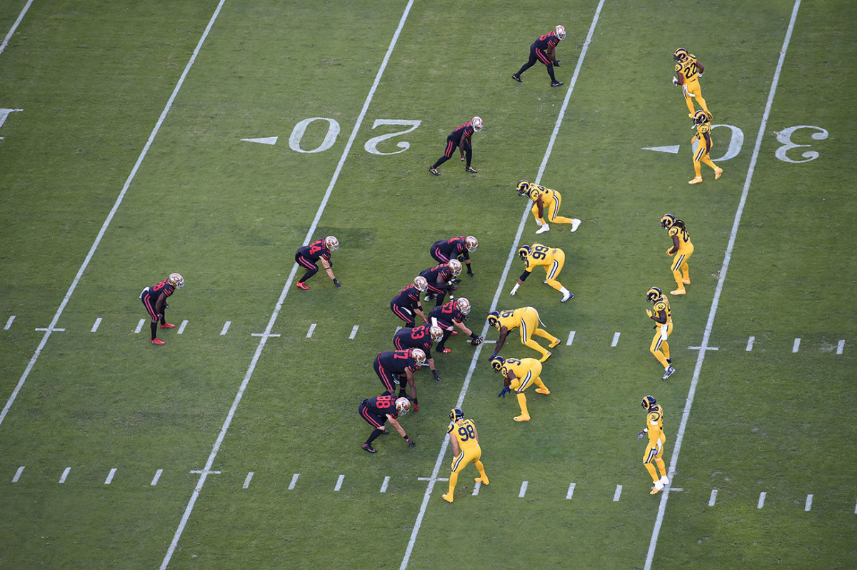 Shanahan deploys base personnel more than most other coaches, using the fullback as a movable blocker.