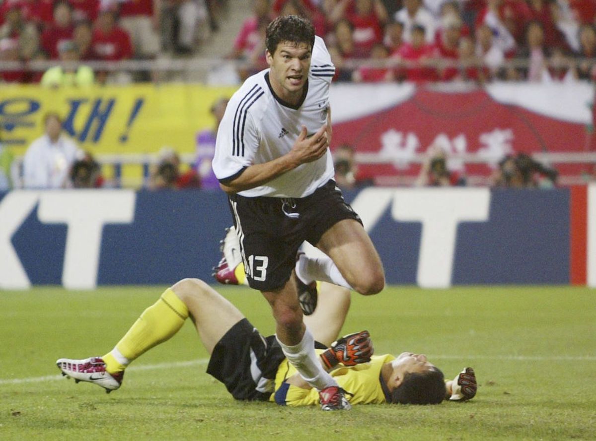 fussball-wm-2002-in-japan-und-korea-5b2fd3c53467ac0aeb00000f.jpg