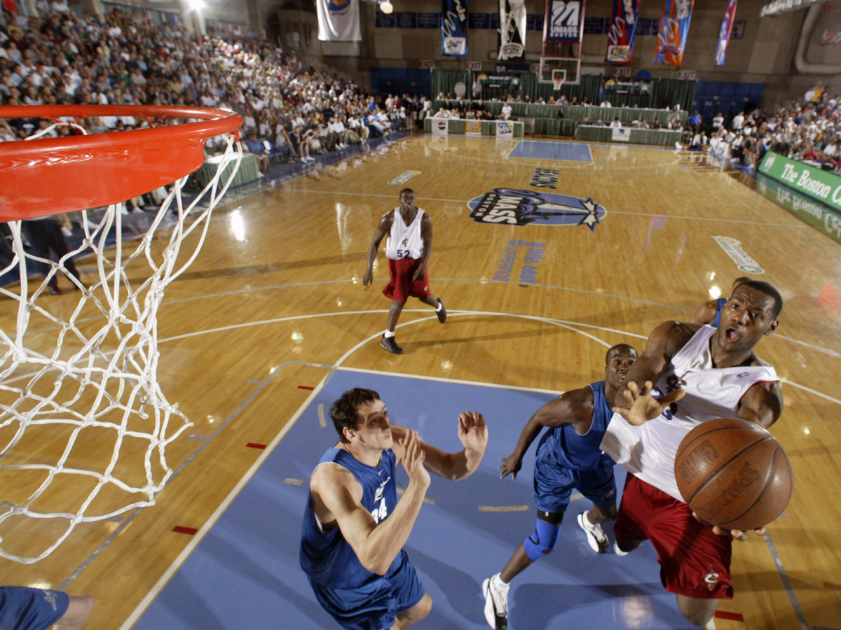 lebron-summer-league-nl.jpg