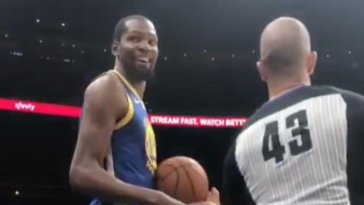 wednesday-hot-clicks-kevin-durant-hawks-fan-heckler-joke-video.png