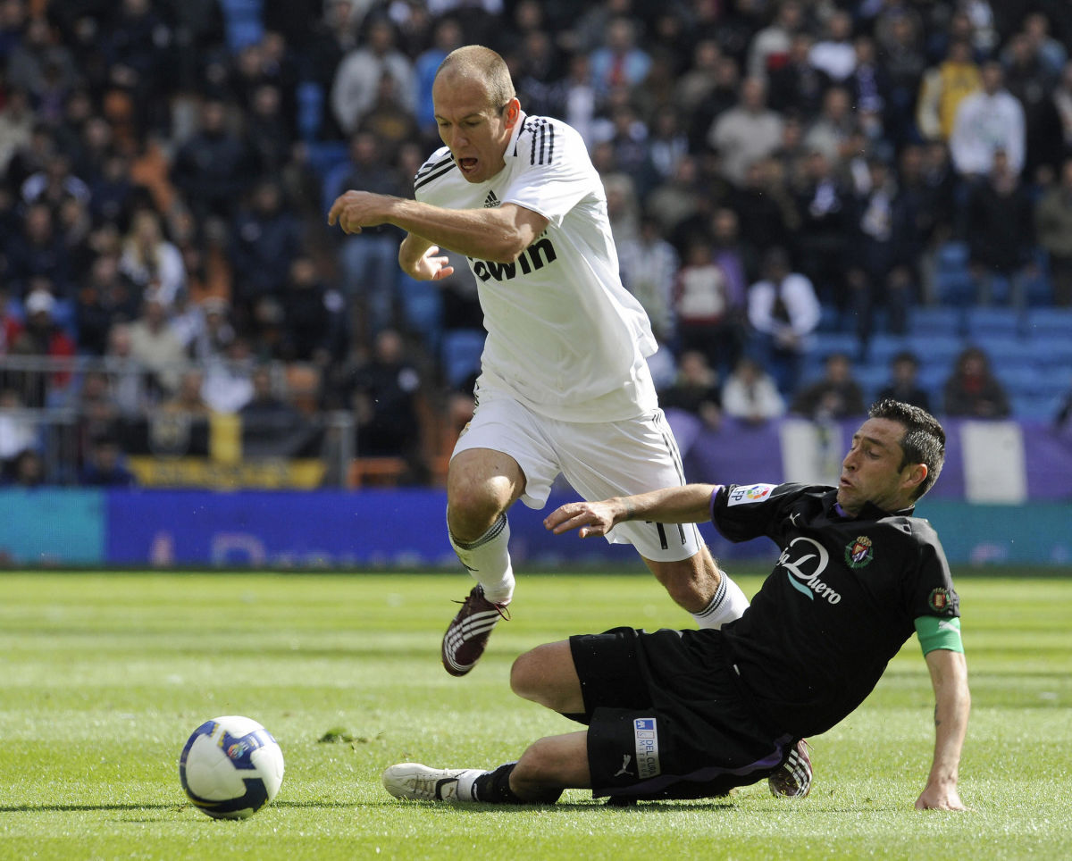 real-madrid-s-dutch-arjen-robben-l-vie-5b7e667d933ac72e25000001.jpg
