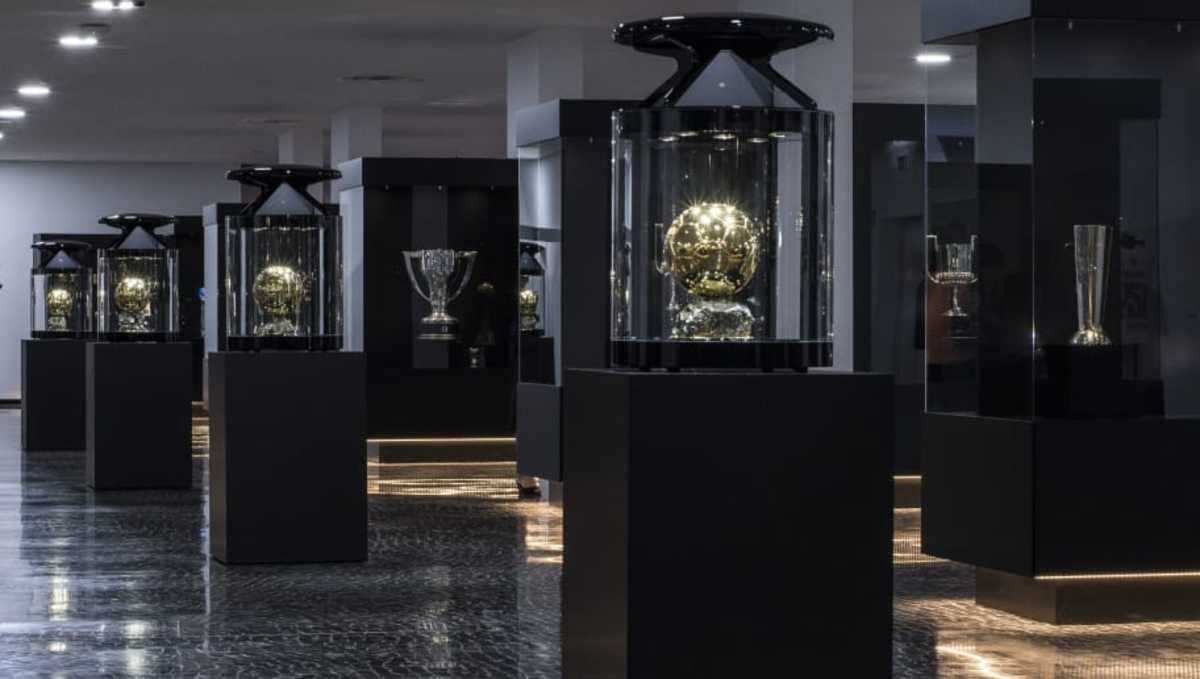 cristiano-ronaldo-museum-in-madeira-with-new-balon-d-or-5bab4db37b5037412b000001.jpg