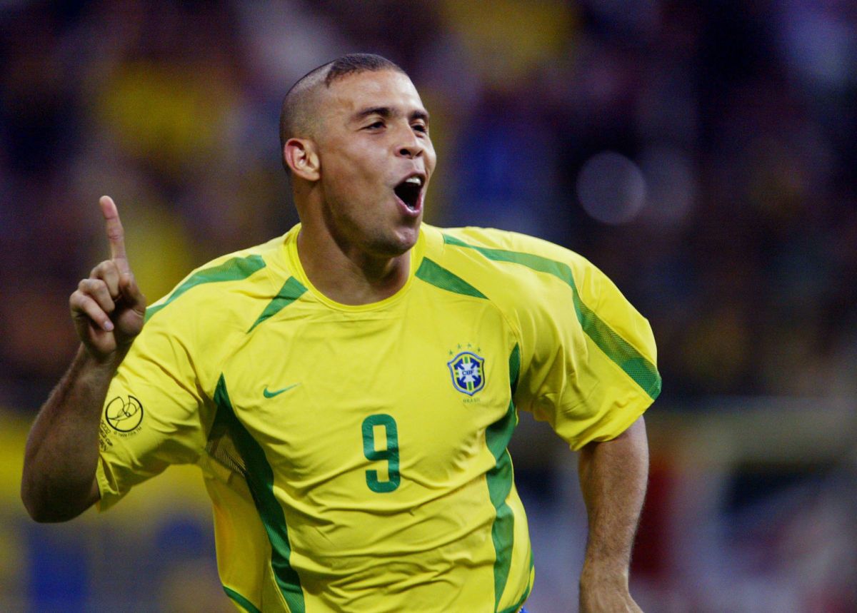 wc2002-bra-tur-ronaldo-5bfd40b7f30be45df7000001.jpg