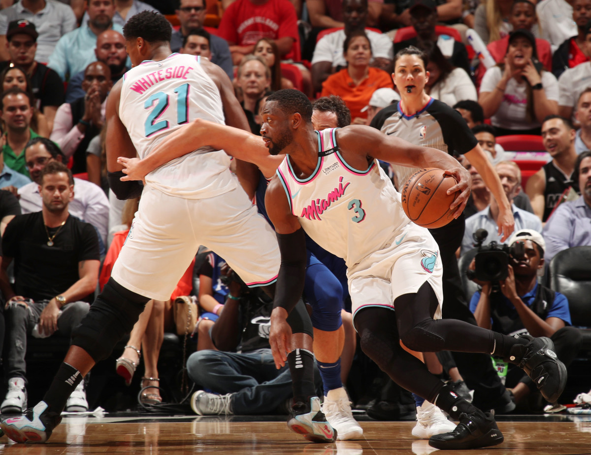 dwyane_wade_whiteside_.jpg