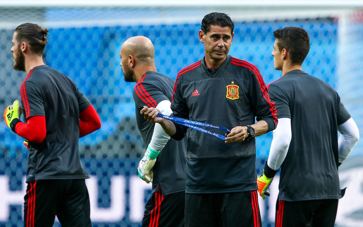 fernando-hierro-spain-training-inline.jpg