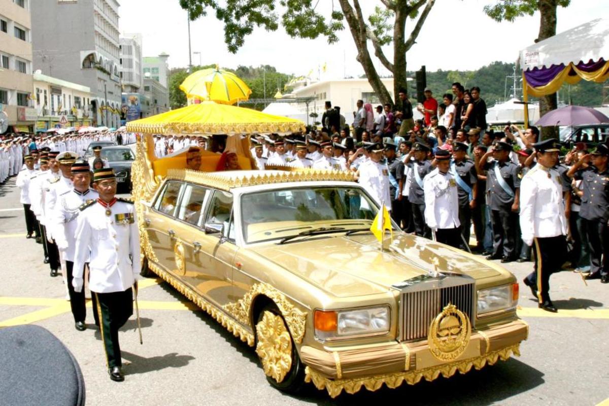  A Rolls Royce like this could have been a chariot for Faiq Bolkiah instead he plays for Leicester's reserves