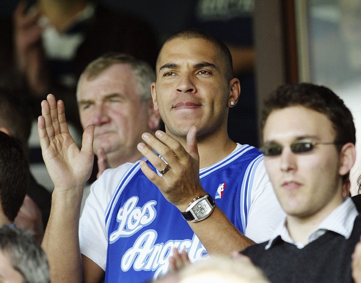 stan-collymore-5bfeb35888d744c2ff000001.jpg
