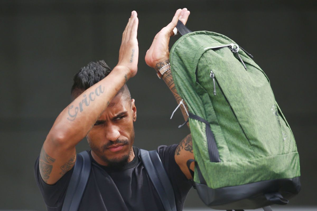 fbl-wc-2018-bra-departure-5b41c8df73f36c3df4000022.jpg