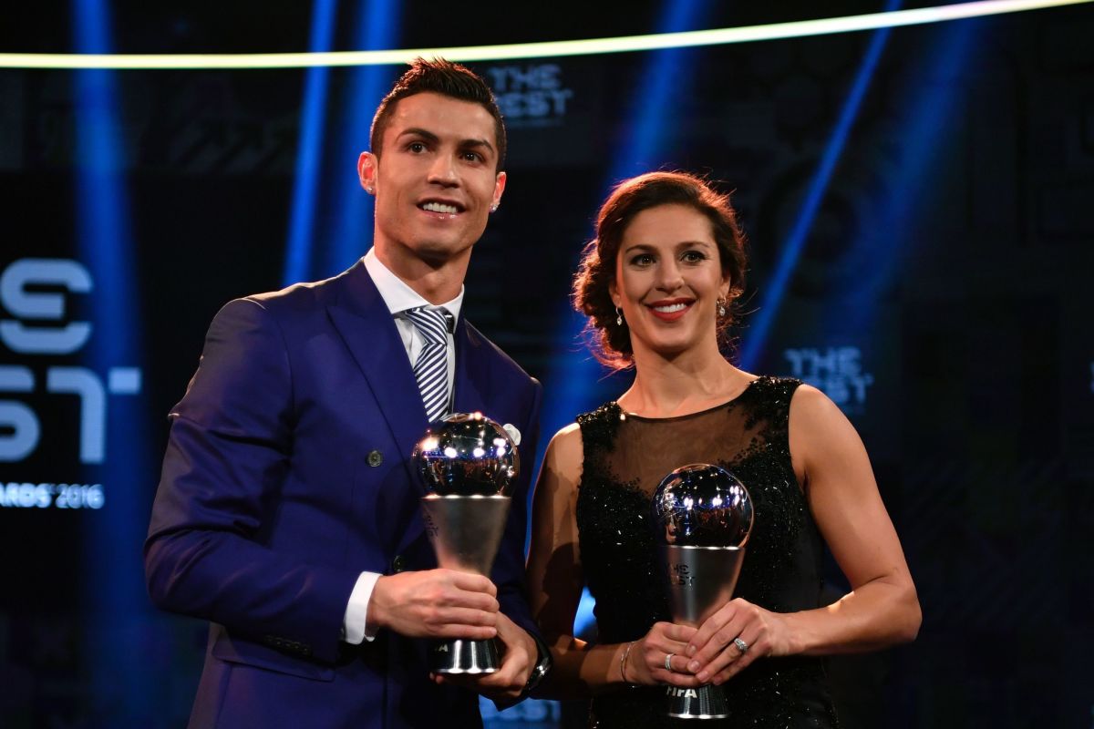 fbl-fifa-awards-5ba8d8f2436ed1748e000001.jpg