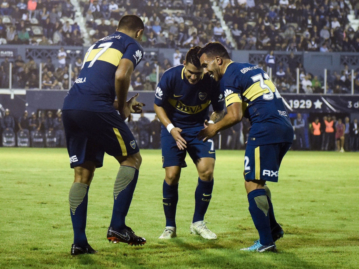 tevez-boca-juniors-celebration.jpg