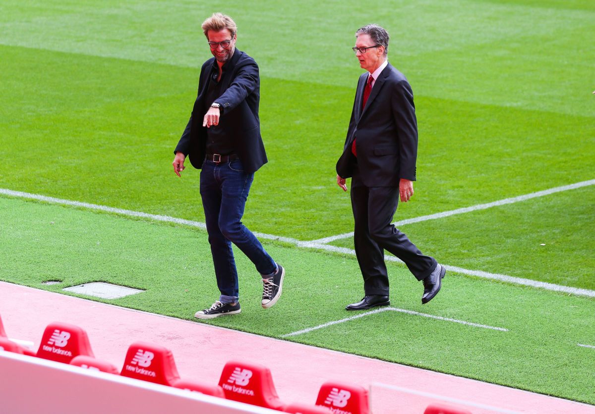 anfield-home-of-liverpool-main-stand-opening-event-5af1ddcb347a024a6c000001.jpg