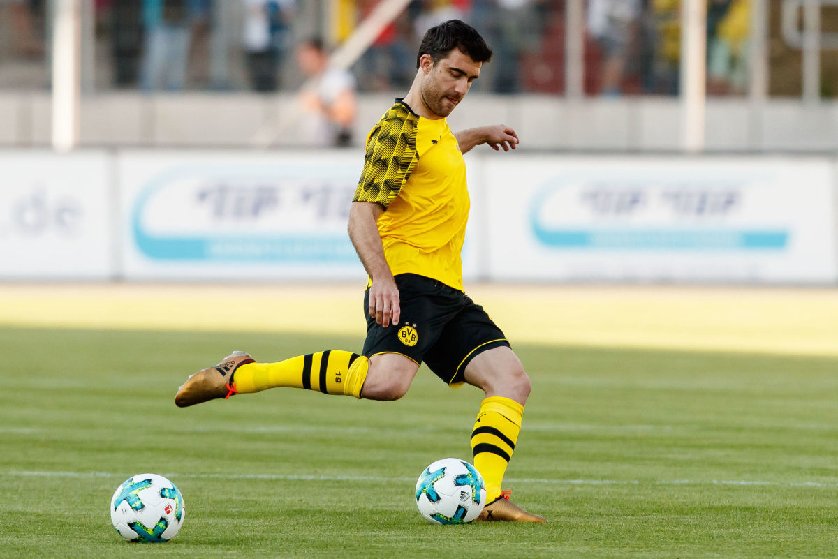 fsv-zwickau-v-borussia-dortmund-friendly-match-5b3616967134f64ace00005e.jpg