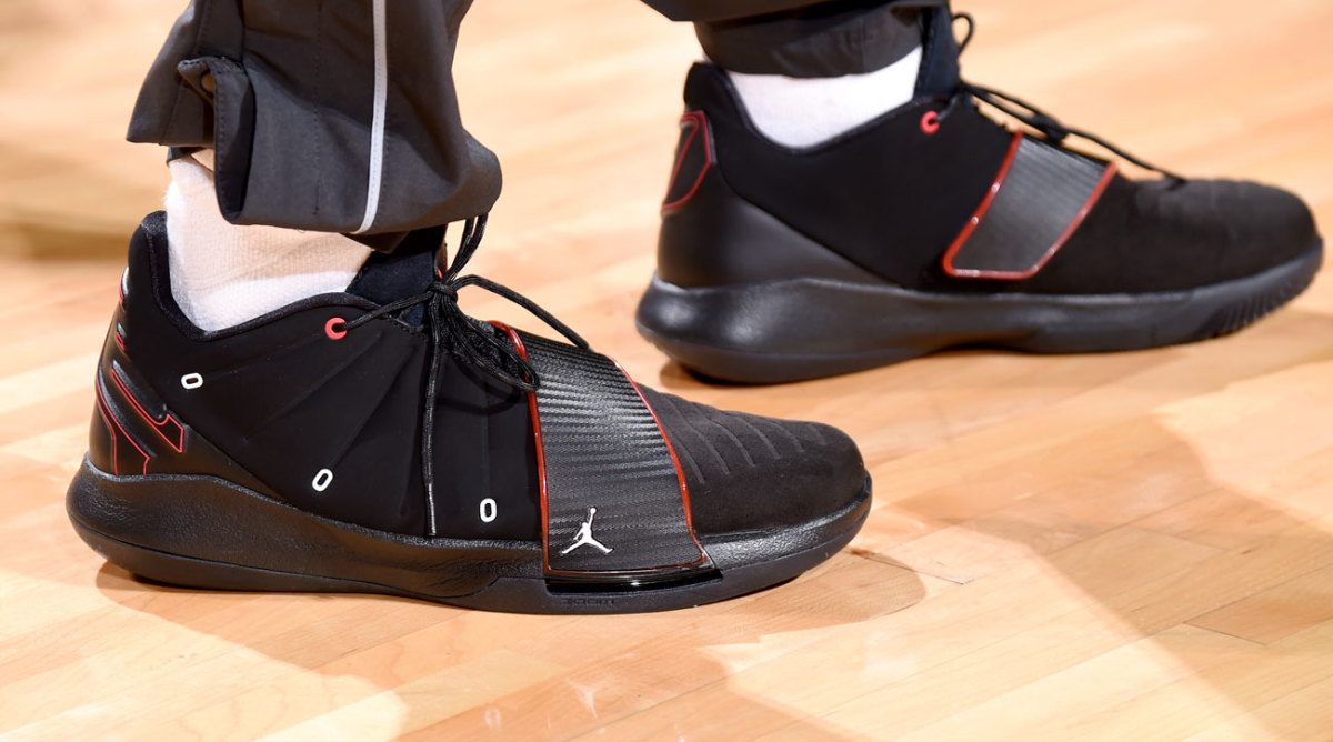 jordan-cp3-black.jpg
