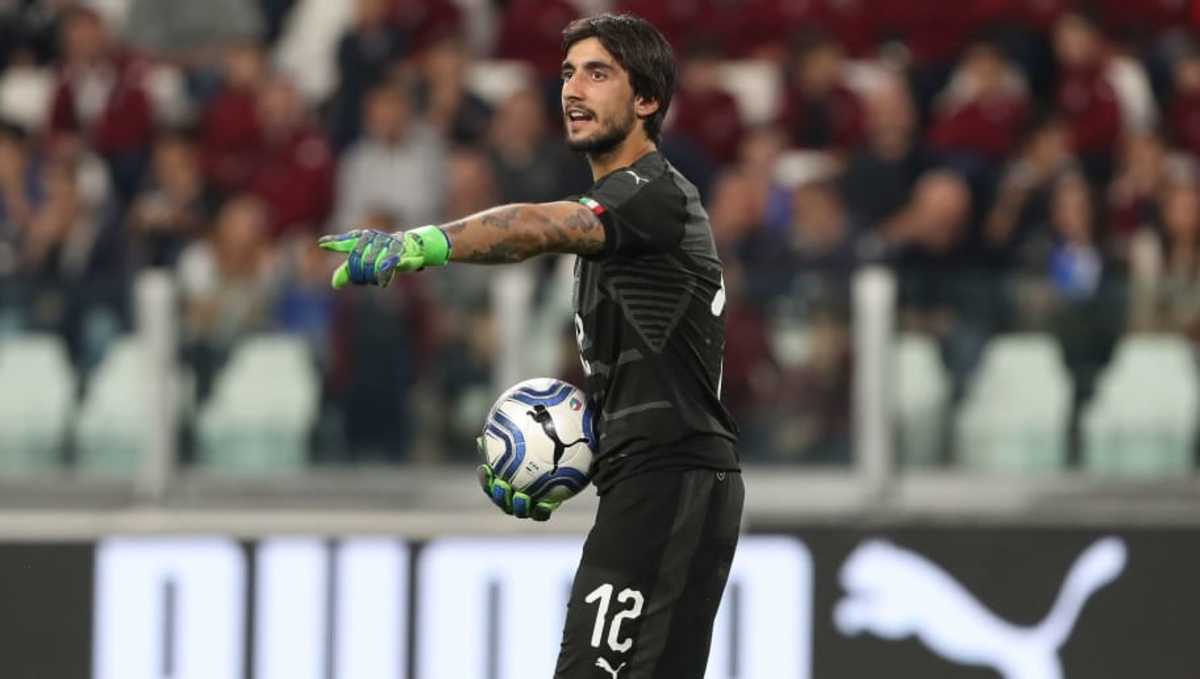 Mattia Perin: Juventus signs goalkeeper from Genoa - Sports Illustrated