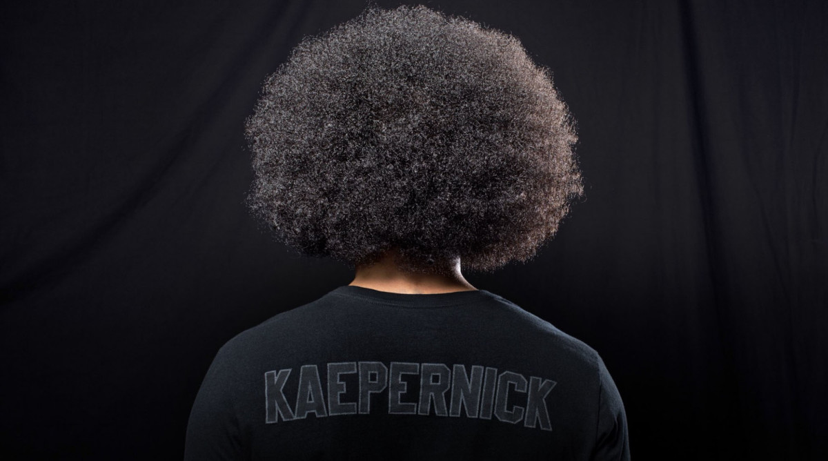 Colin Kaepernick Nike shirts sell out 