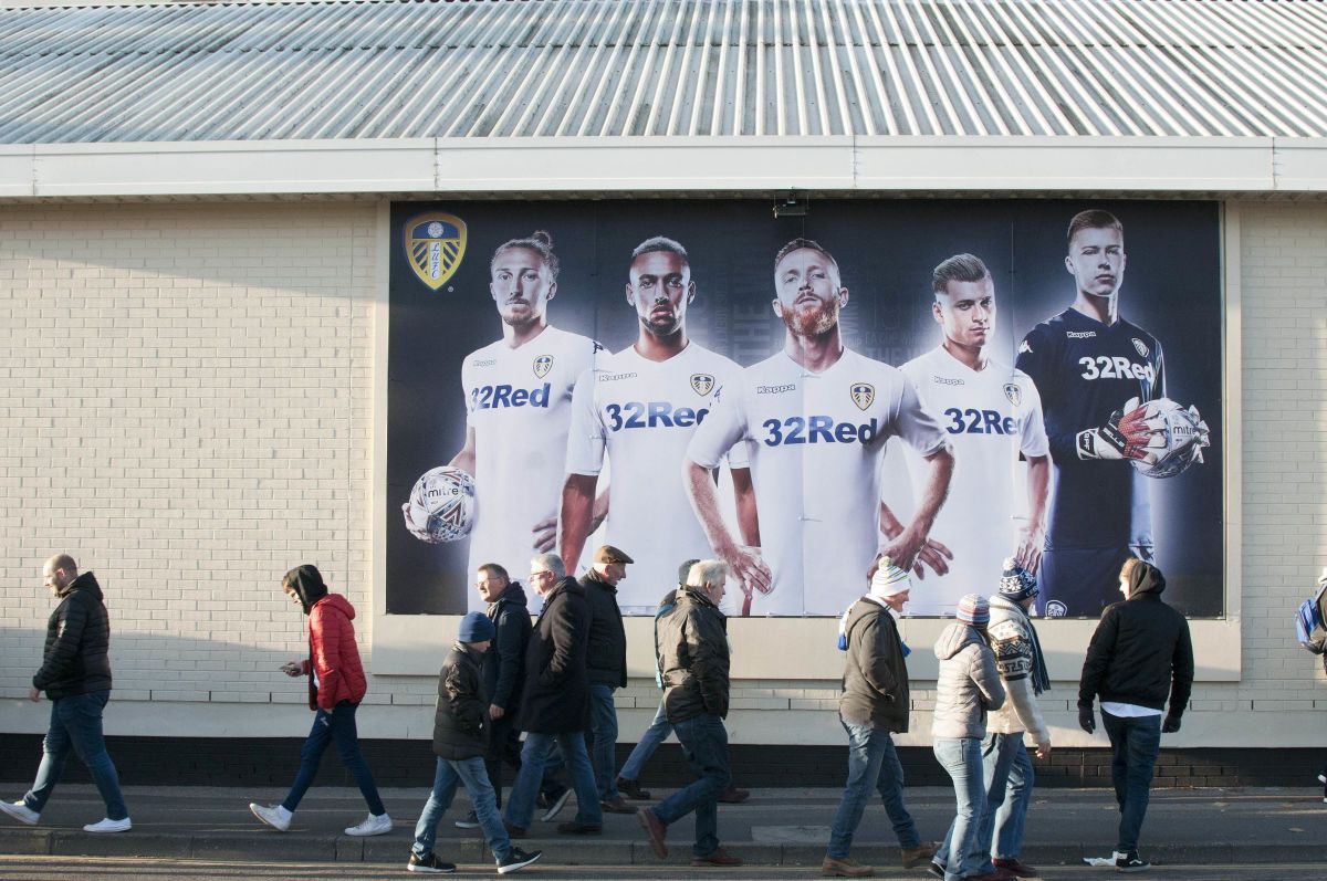 leeds-united-v-nottingham-forest-sky-bet-championship-5bf3e0898b2d9a08c7000012.jpg