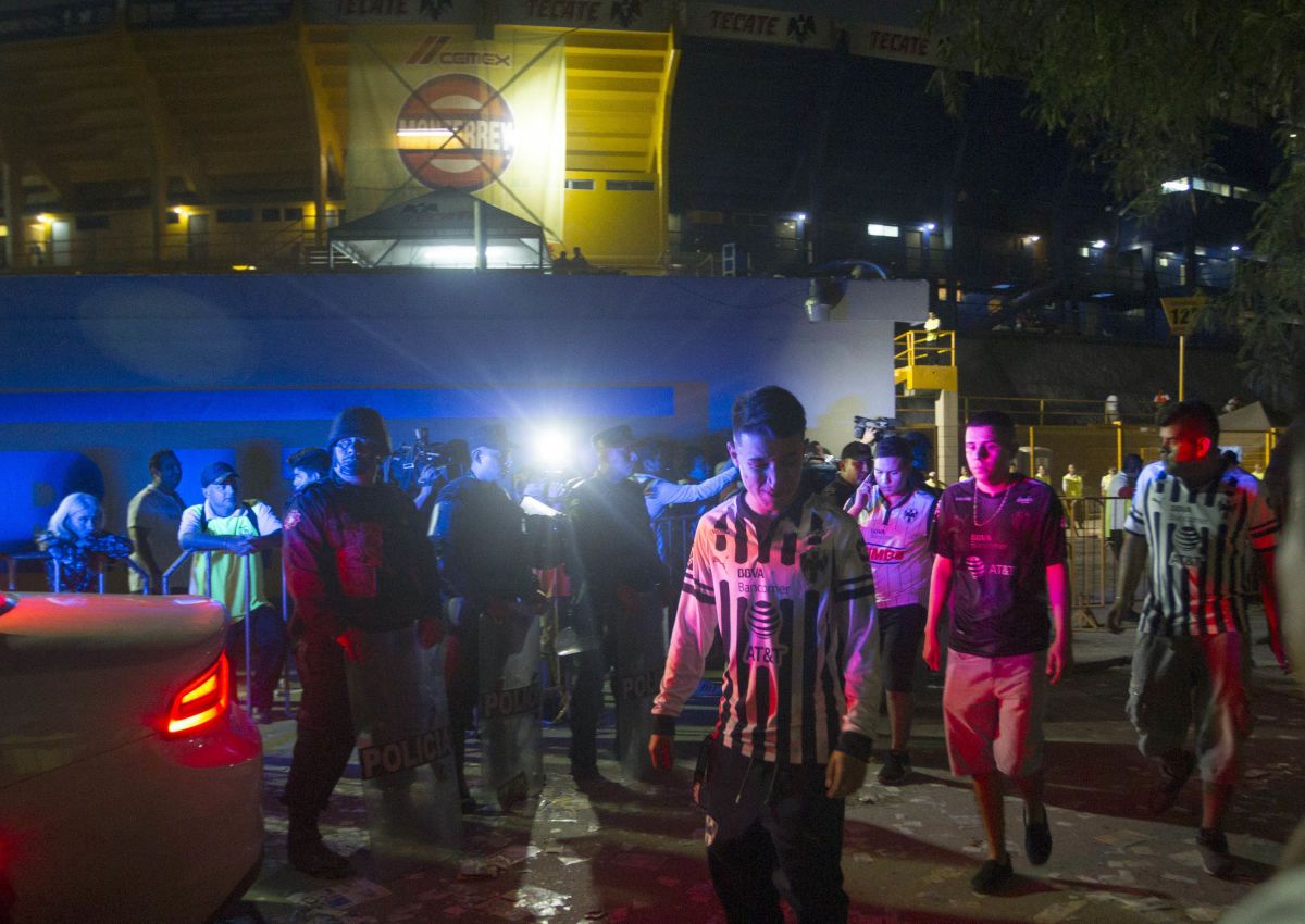 fbl-mex-violence-tigres-monterrey-5baacc18790369e197000001.jpg