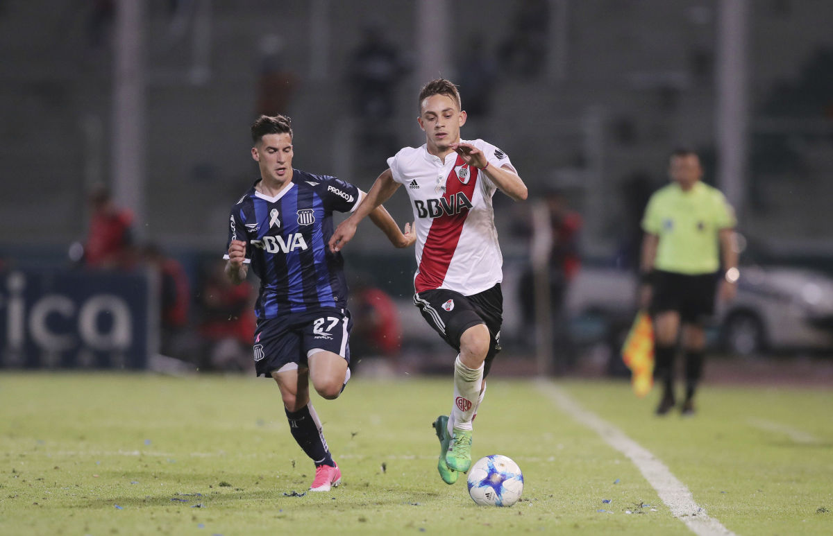 talleres-v-river-plate-superliga-2017-18-5b2559e7f7b09d93ce000001.jpg