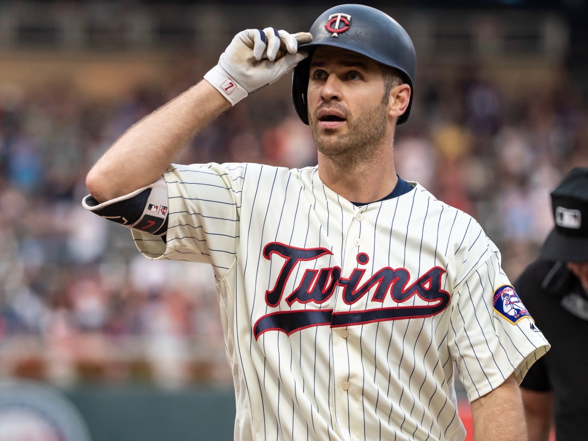 Why Twins legend Joe Mauer is ridiculed by some lifetime fans - Sports  Illustrated