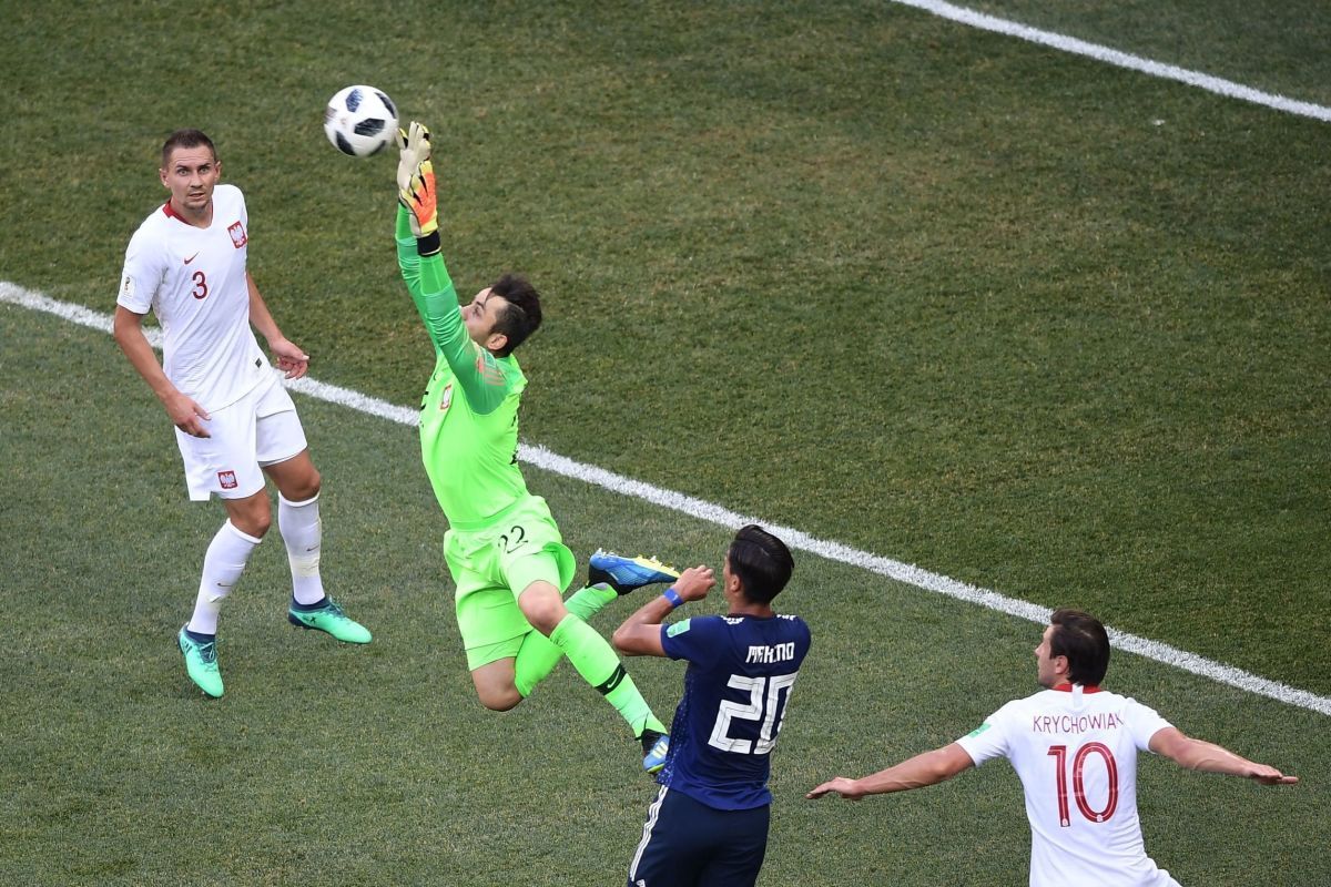 topshot-fbl-wc-2018-match47-jpn-pol-5b41dd373467ac9210000010.jpg