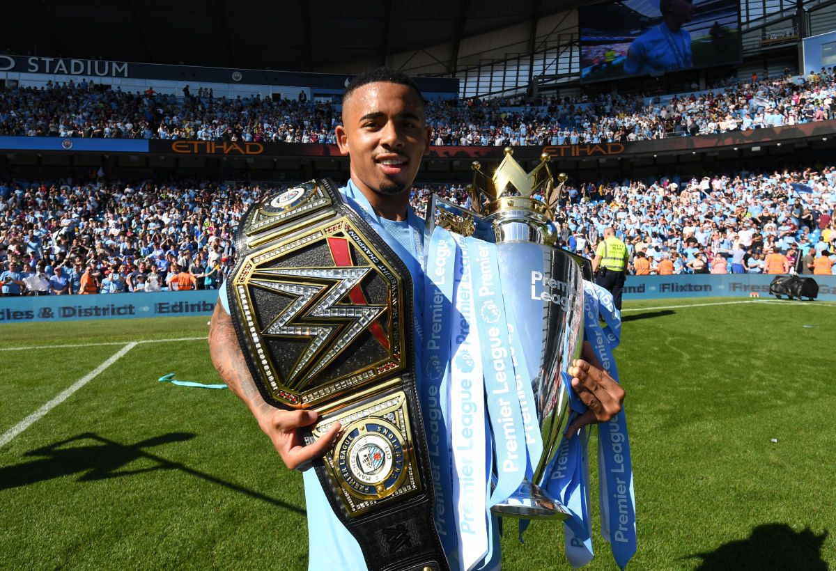 manchester-city-v-huddersfield-town-premier-league-5b601d65c976643048000002.jpg