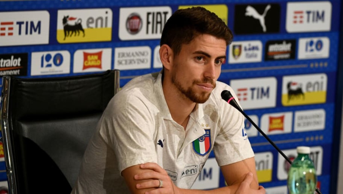 italy-training-session-and-press-conference-5b8ffc11c00cd5abb1000001.jpg